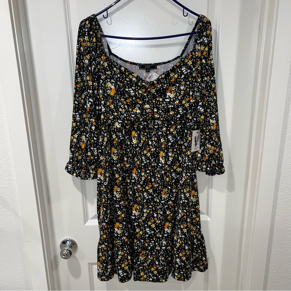 New Vibe Sportswear Floral 2XL Dress Short Sleeve Knee Length Stretchy Black Red